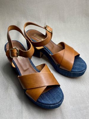 Stringart platform sandals