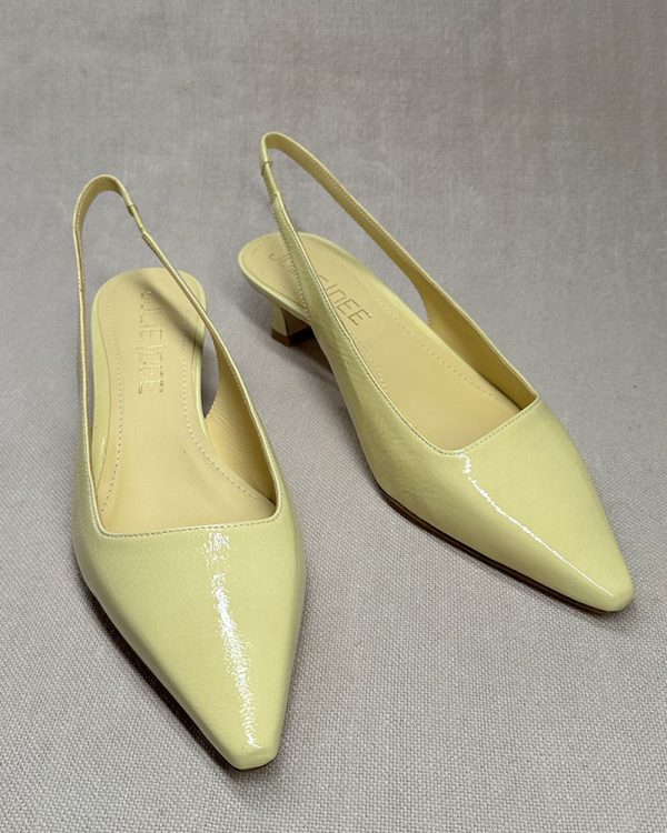 JULiE DEE patent leather slingback sandals