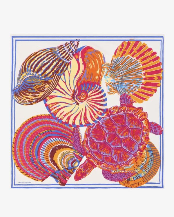 Inoui Editions carre 65 Cerise scarf - Image 2