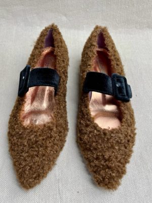 Stringart bouclé point-toe flats