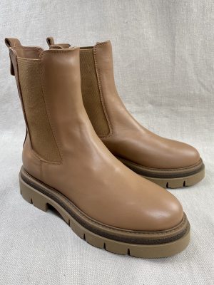JULiE DEE jodphur boots