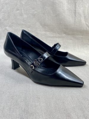 JULiE DEE leather pumps