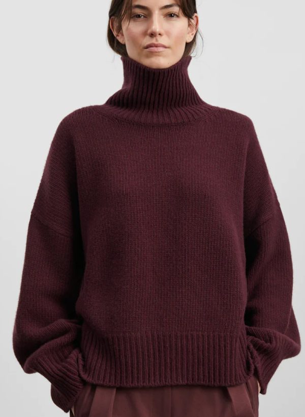 Skall Studio Silene t-neck jumper