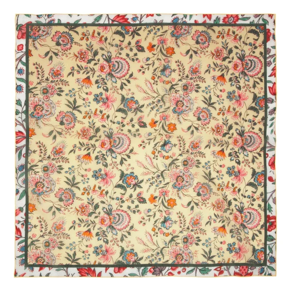 Tapis Noir Light double flower scarf - Image 3