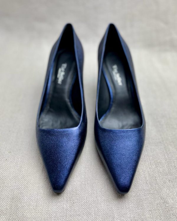 The Seller Tomaia pumps