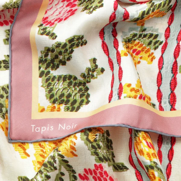 Tapis Noir Classical yellow flower scarf - Image 2