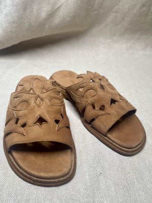 Triver Flight suede flat mules
