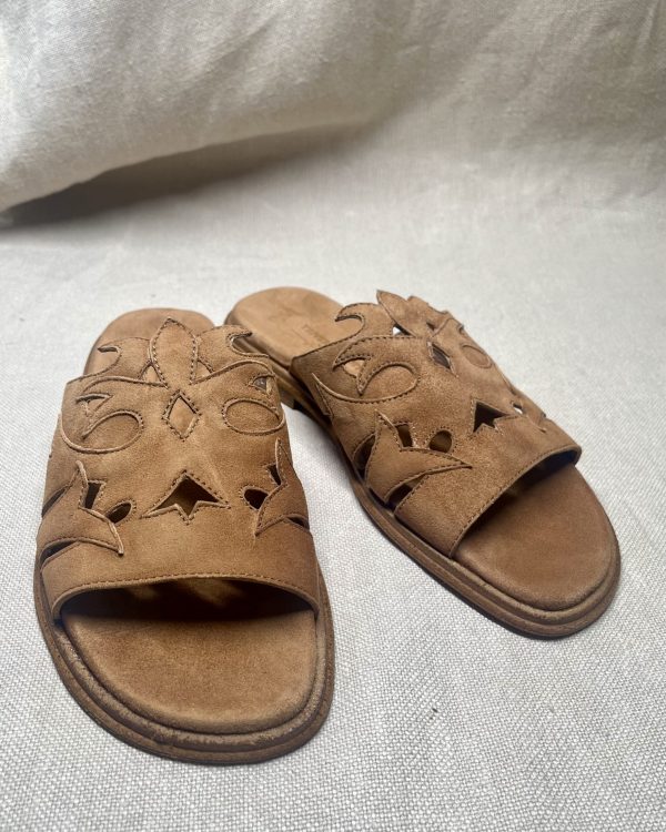 Triver Flight suede flat mules