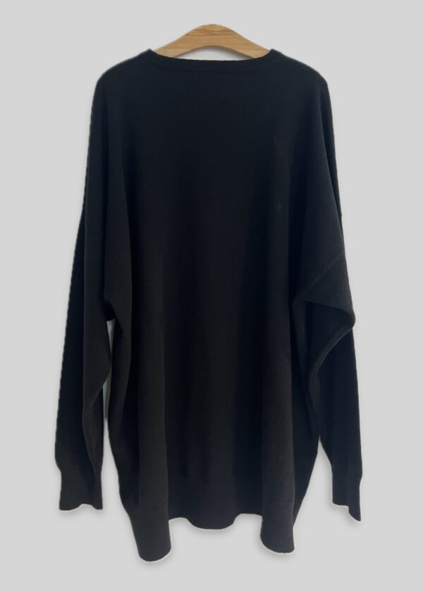 DÉJÀ Carry Cashmere Sweater