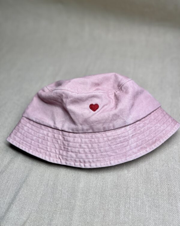 DÉJÀ Bucket Hat