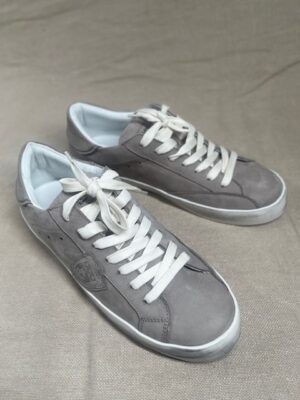 Phillipe Model sneakers