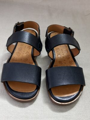 Chi Mihara Wadel sandals